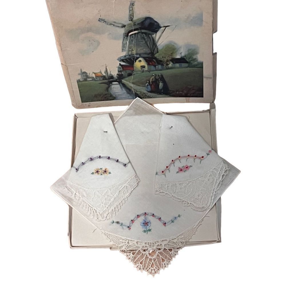 Antique 1919 Set Of 3 Dutch Art Deco Deadstock Handkerchief in Original Box